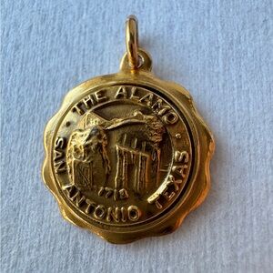 Vintage Gold Plated Alamo San Antonio Texas Metal Charm Pendant